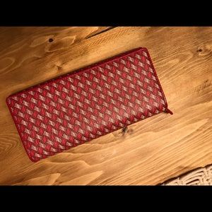Women’s J. McLaughlin red leather clutch wallet